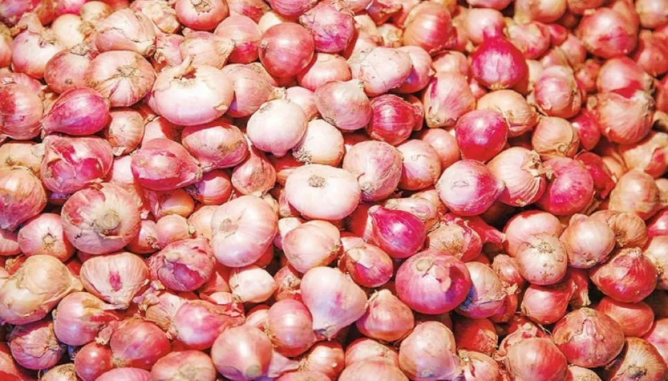 India bans onion export, reports The Economic Times